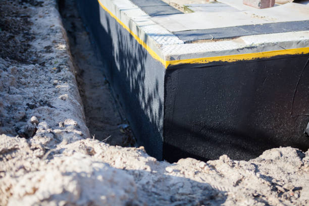 Professional Crawl Space Encapsulation technician working in Kechi, KS